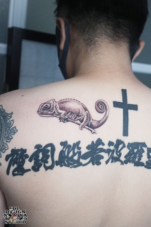 大須　タトゥー